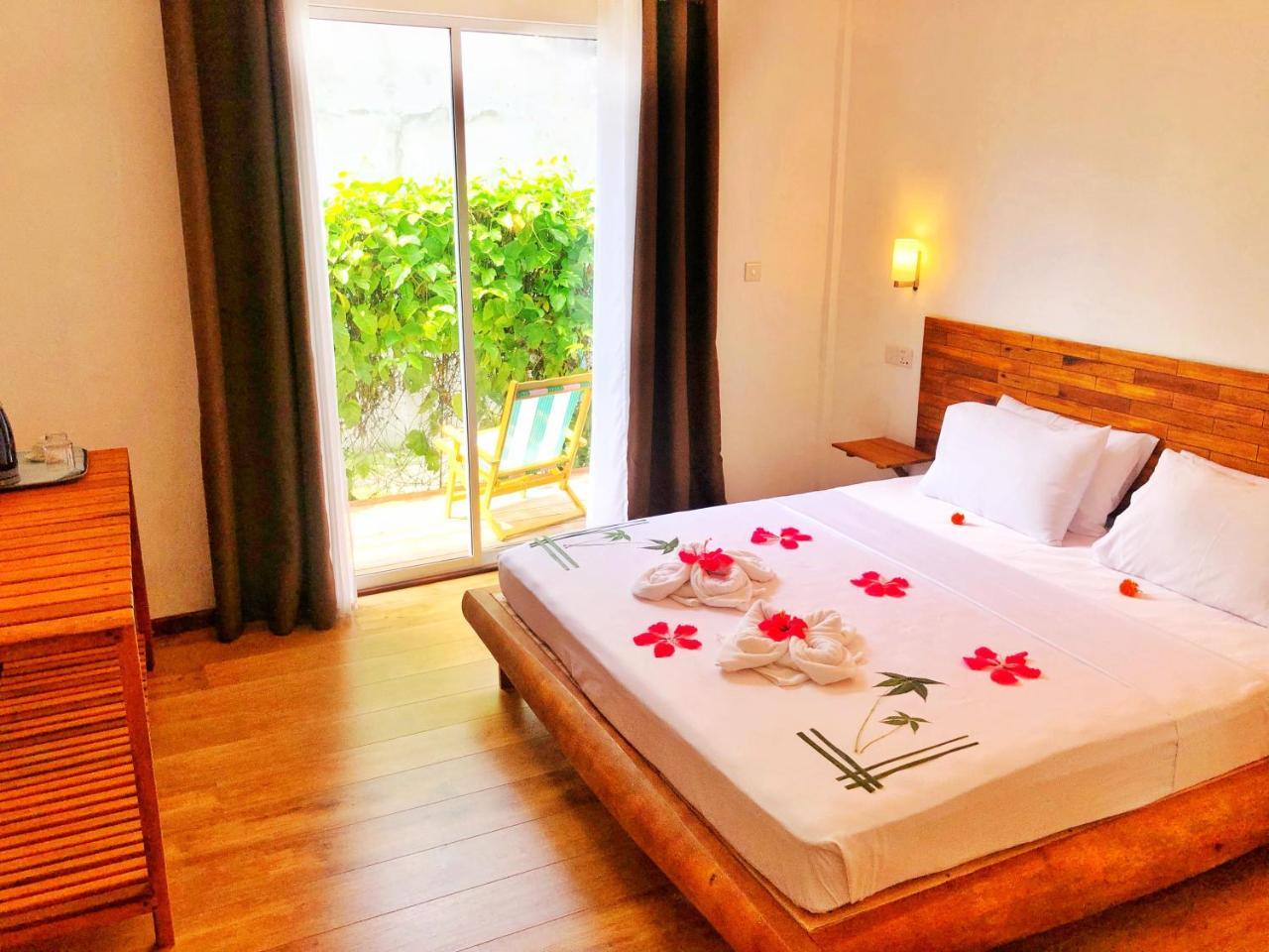 Wow Retreat Hotel Felidhoo Kültér fotó